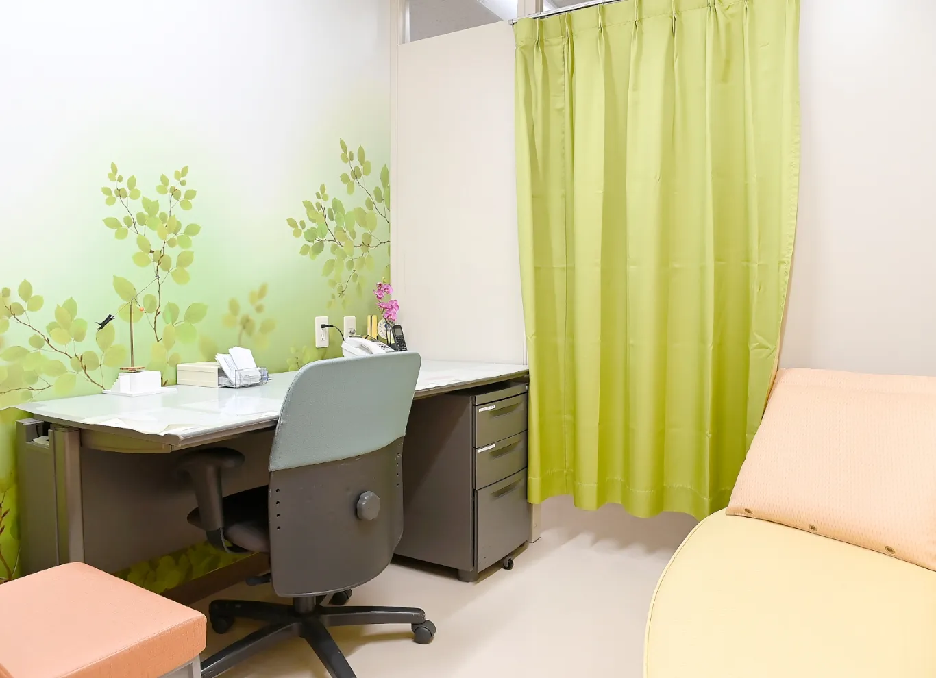 渡辺通の好アクセスで婦人科手術が受けられる